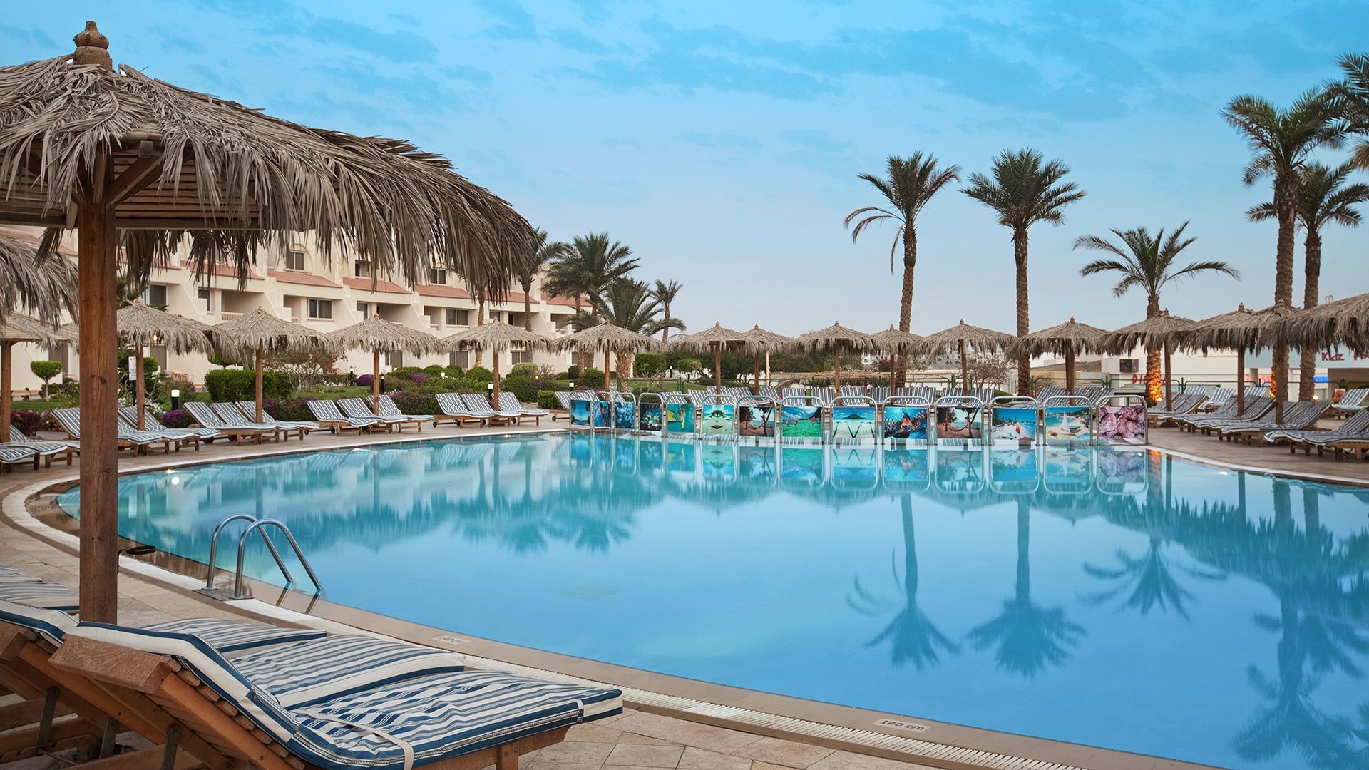 Hotel Hilton Long Beach Resort - Hurghada, Egypt - Holidays, Reviews