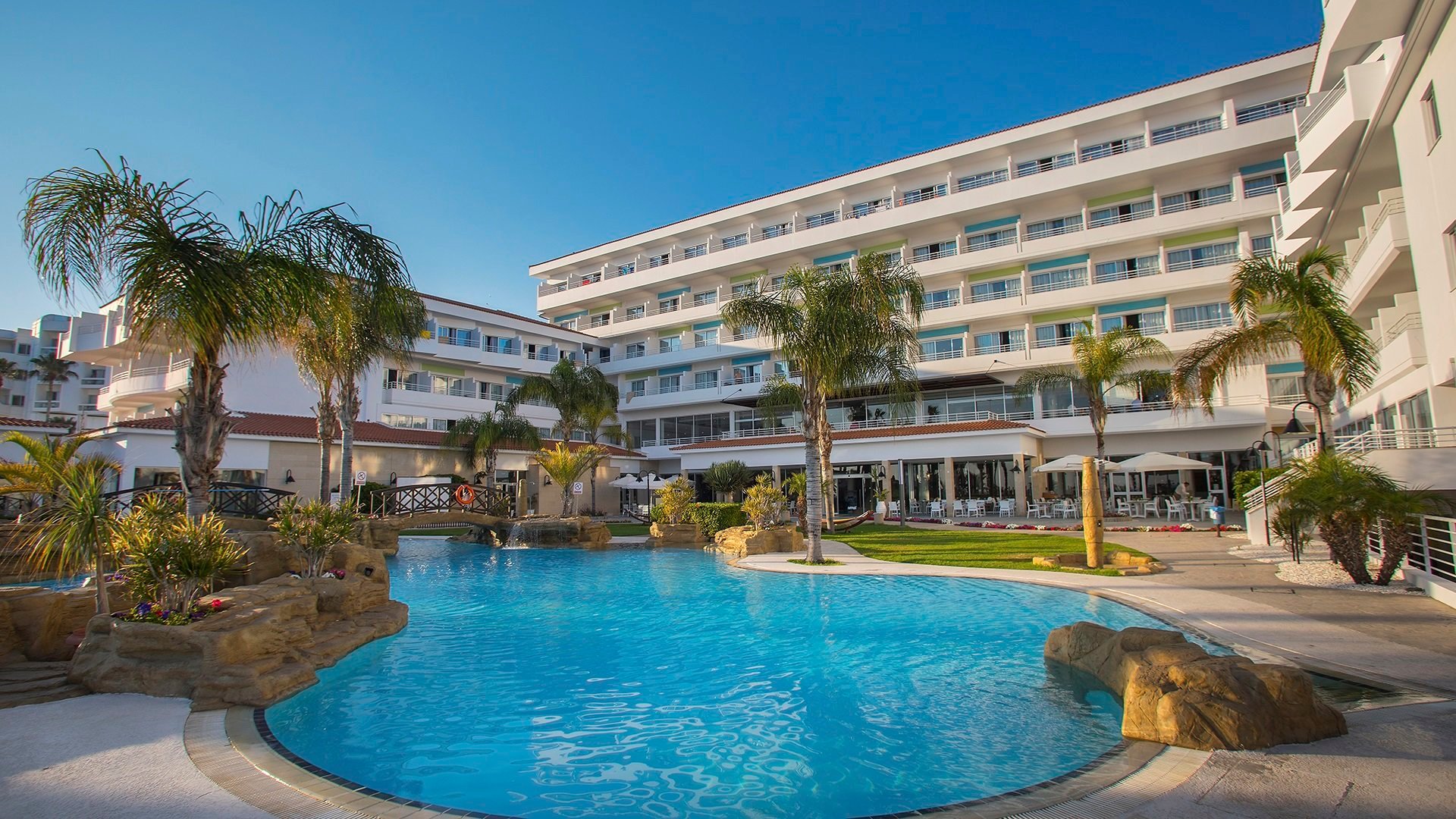 Hotel Leonardo Cypria Bay - Paphos, Cyprus - Holidays, Reviews | ITAKA