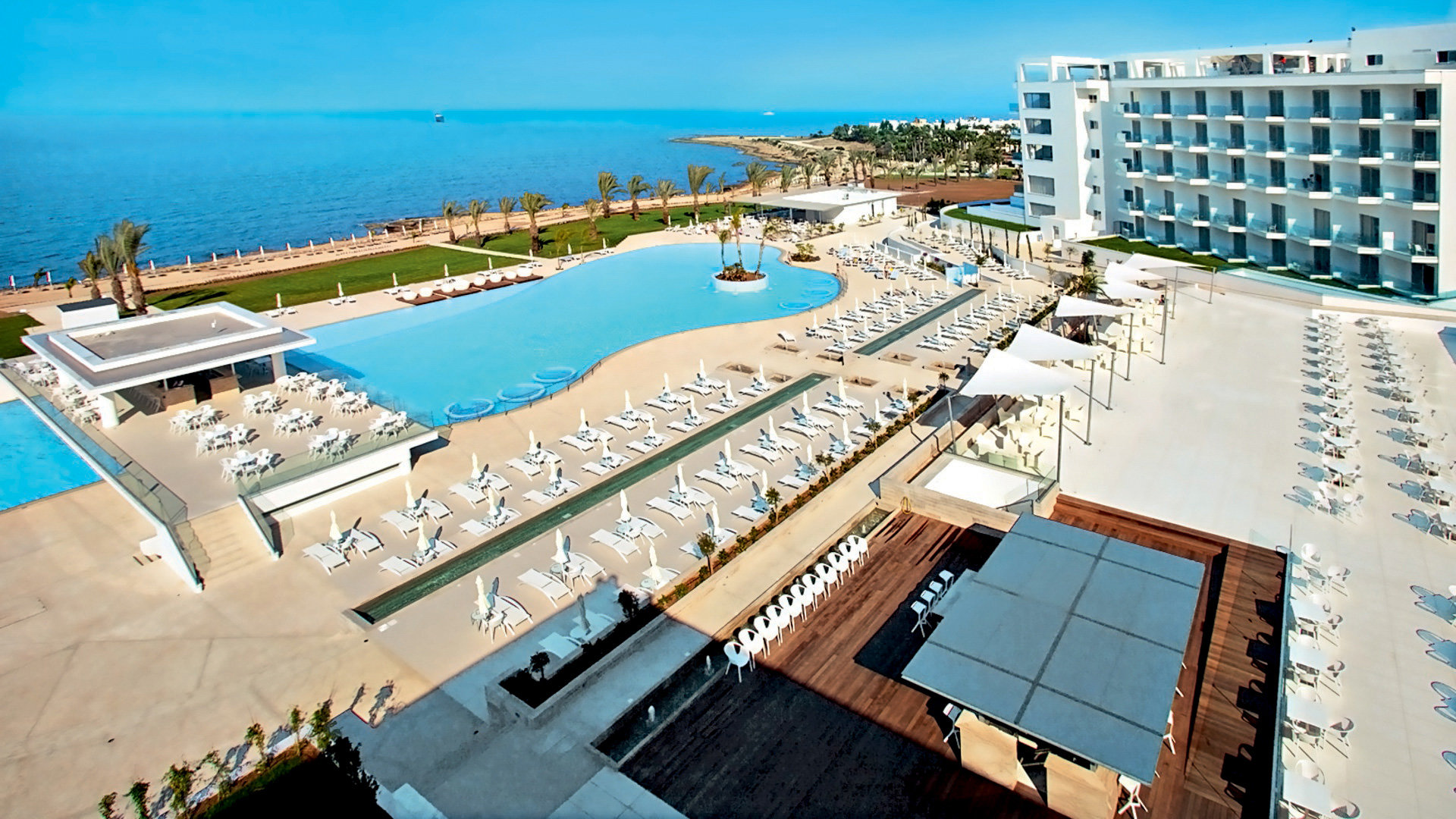 Hotel King Evelthon Beach & Resort