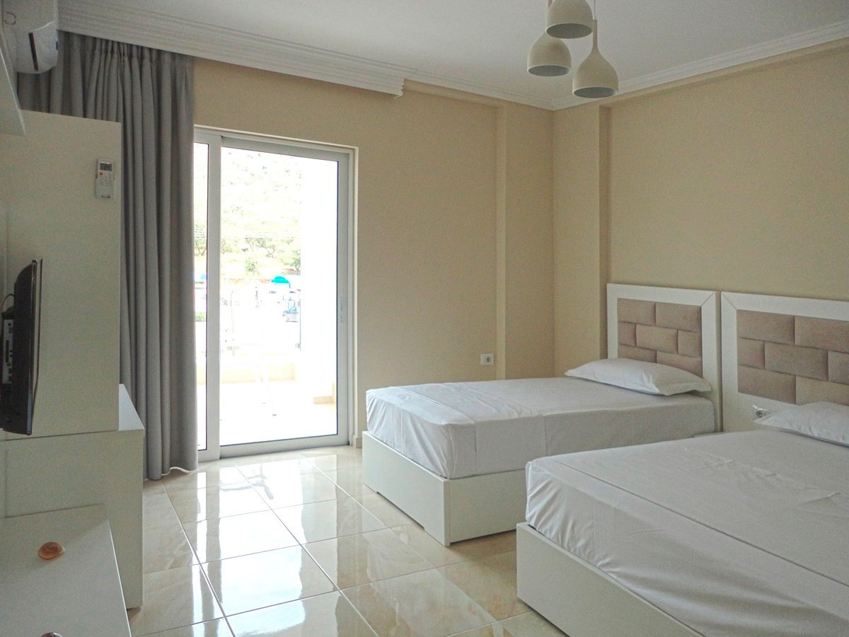 hotel maestral saranda