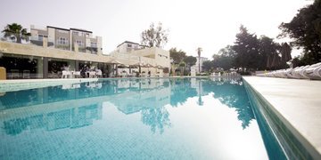 Hotel Urban Valley Resort & Spa