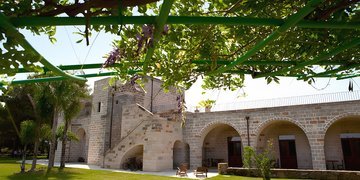 Massera Bosco & Masseria Strazzati - Relais Terre Di Terre