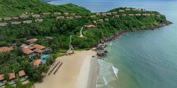 Banyan Tree Lang Co Hotel & Resort