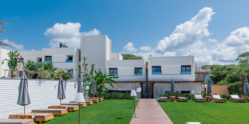 Hotel Cumeja Beach Club