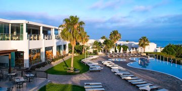 Theo Sunset Bay Hotel