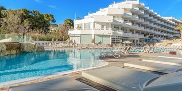 Hotel FERGUS Style Cala Blanca Suites