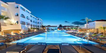Hotel Azure Resort & Spa