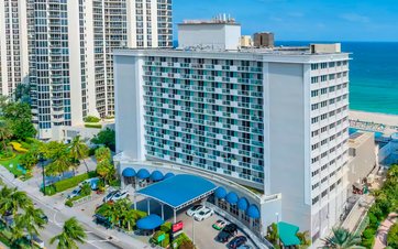 Ramada Plaza by Wyndham Marco Polo Beach Resort