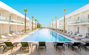 Hotel White Dreams Resort