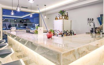 Hotel Azure Resort & Spa