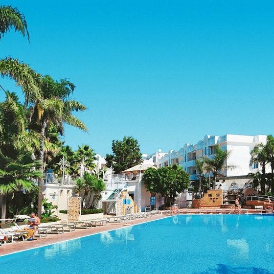 Hotel Fontane Bianche Beach Club - Sicily, Italy - Holidays, Reviews | ITAKA