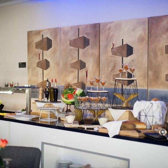 ionis art hotel laganas