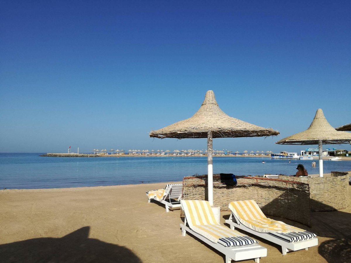 Coral beach отзывы. Корал Бич Резорт Хургада. Coral Beach Hotel Hurghada Египет Хургада. Отель Корал Бич Хургада Египет. Корал Бич ротана Резорт Хургада.