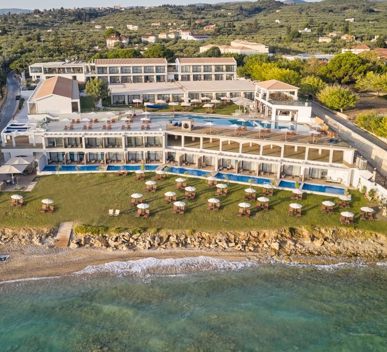 Cavo Orient Beach Hotel & Suites fotó