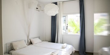 Anais Bay Apartments (Louma)