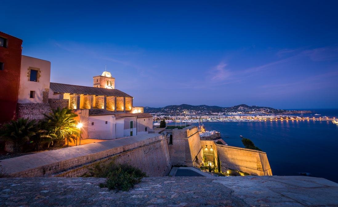 Ibiza nocą