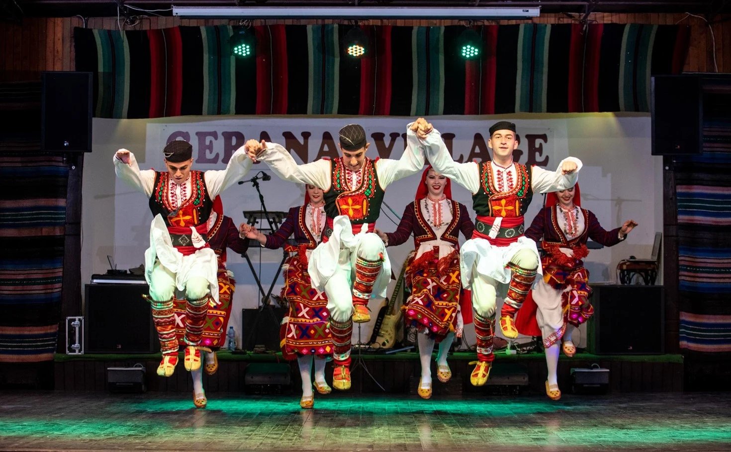 Bulharský folklórní večer ze Slunečného pobřeží