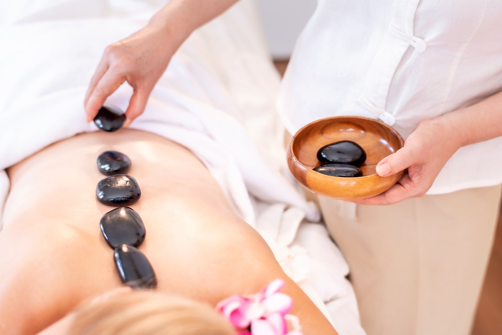 Tradycyjny masaż balijski i relaksujące spa