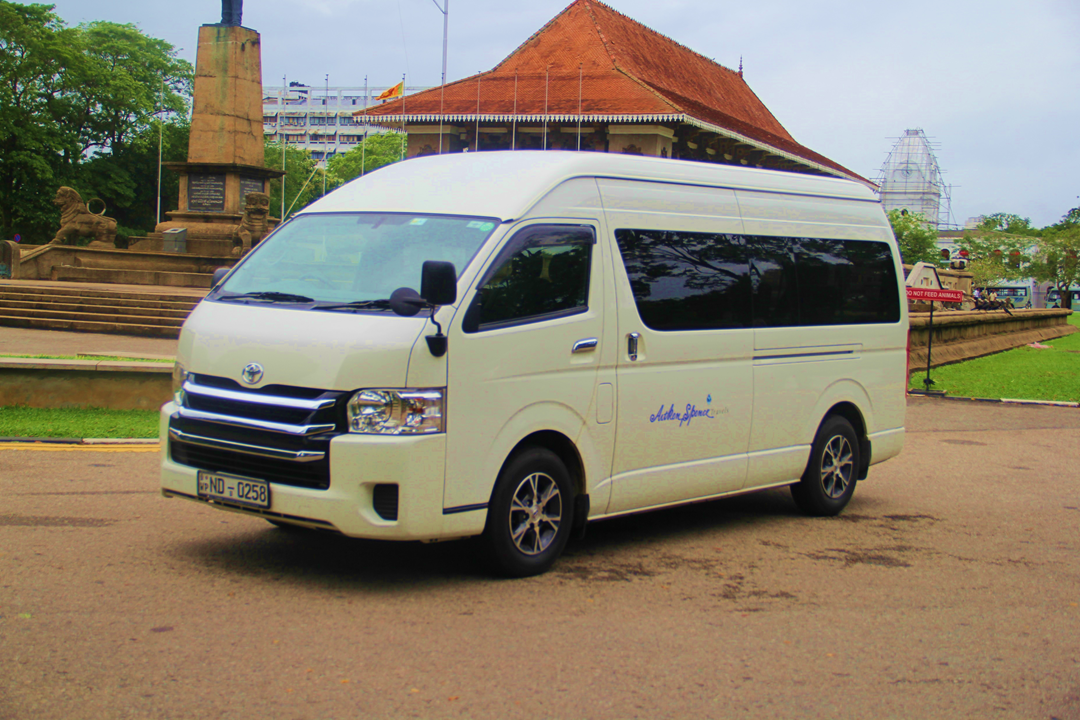 Prywatny transfer z lotniska w Kolombo do hotelu (2-6 osób)