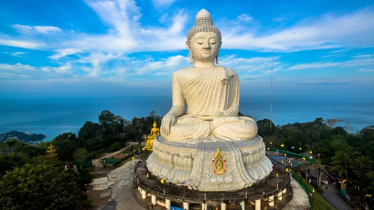 Skarby Phuket – Wielki Budda, punkt widokowy Rang Hill i nocny targ w Old Town (wyjazd z Khao Lak)