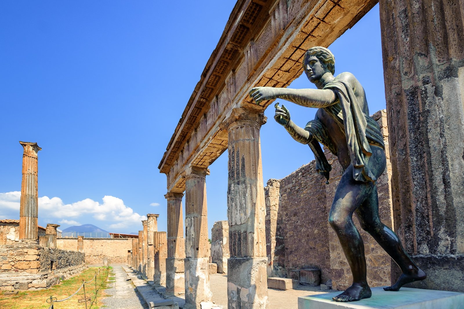 Pompei (kihagyja a sort)