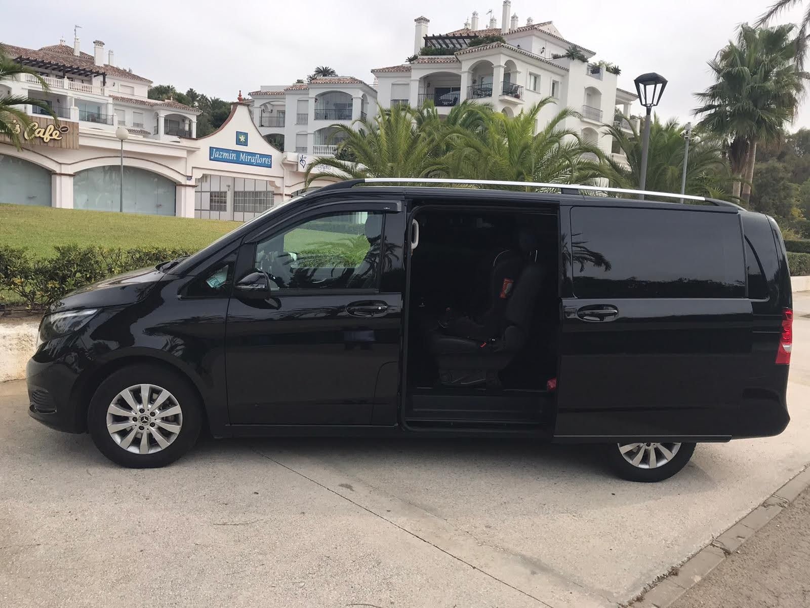 Soukromý transfer z hotelu na letiště Malaga (1-6 osob)