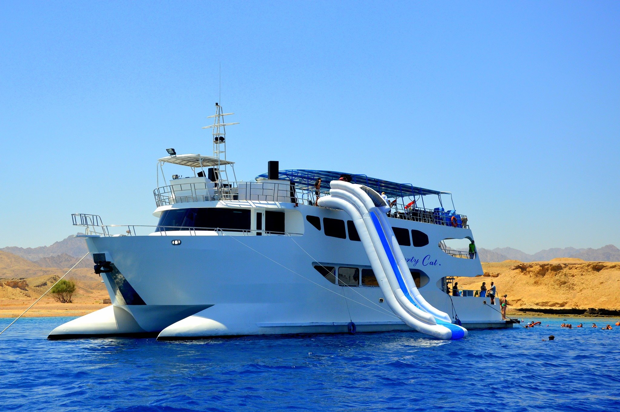 Rejs katamaranem Liberty 