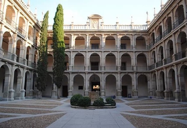 Alcalá de Henares un vīna tūrisms Madridē