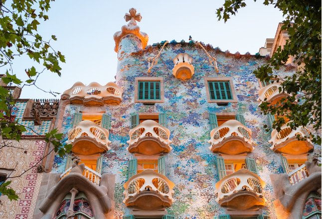 Barcelona városnézés Poble Españyollal (HU)