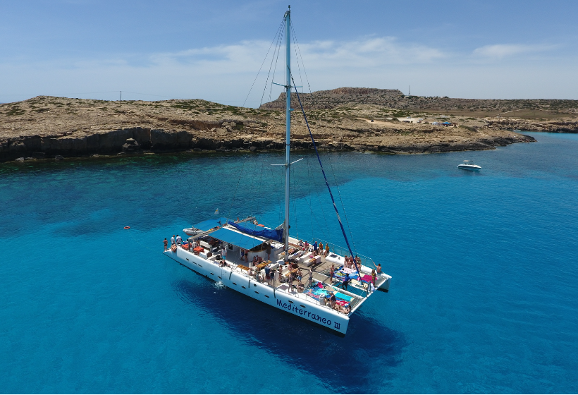Rejs katamaranem Crystal Sea Cruise – rejs wzdłuż wybrzeża Protaras