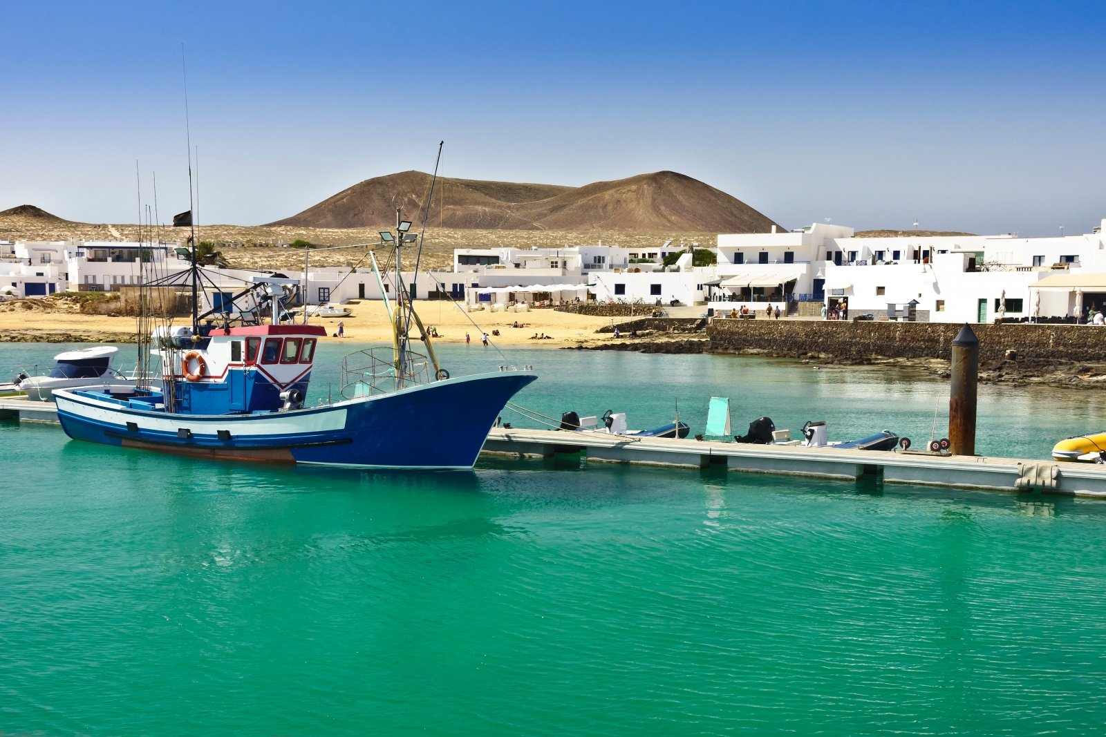 I love La Graciosa - rejs katamaranem - z regionów Costa Teguise i Puerto del Carmen 