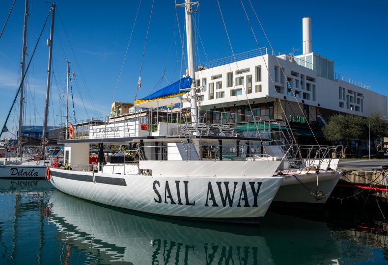 Rodzinny rejs katamaranem z Limassol