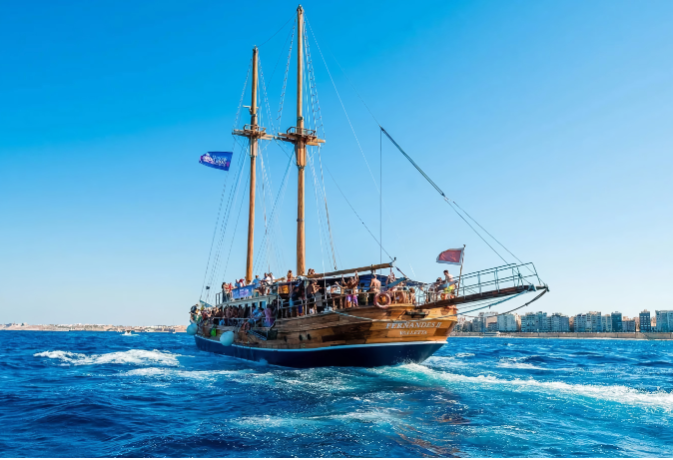 Fernandes Gozo, Comino &amp; The Blue Lagoon Cruise