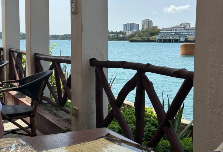 Prohlídka města Mombasa s obědem (CZ)