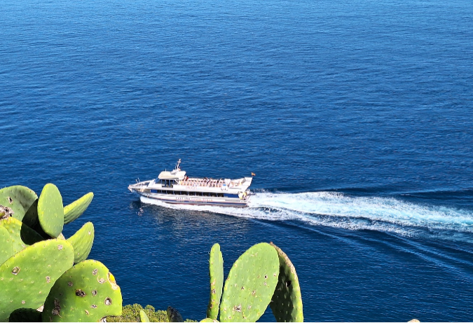 Dofi Jet Costa Brava (Lloret de Marból) 