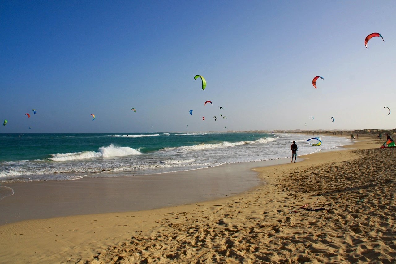 Prywatny rejs wzdłuż wybrzeża Sal (do 6 osób)