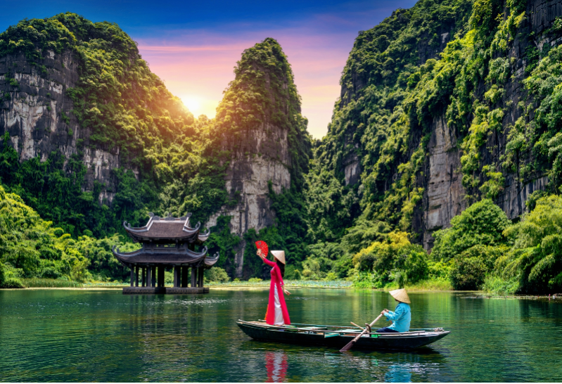 Z Hanoi do Ninh Binh - Hoa Lu i Tam Coc